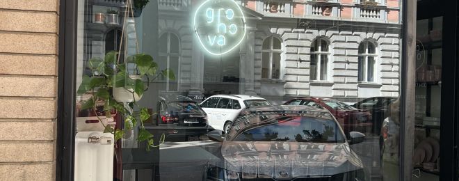 KAFE GROHOVA neon