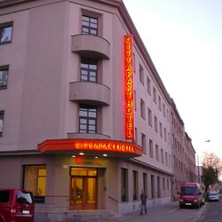 HOTEL City (3) | Světelná reklama - Na konstrukci