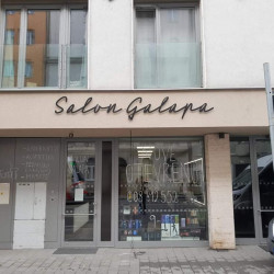 montáž světelné reklamy | Salon Galapa