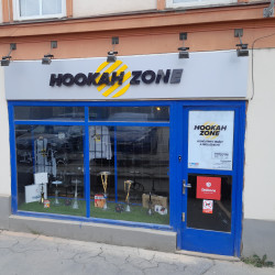 HOOKAH ZONE den | Světelná reklama - Světelná reklama  v černé barvě – svítící bíle