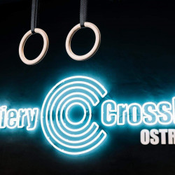 Collier CrossFit | Neonová reklama - Neon na fasádě
