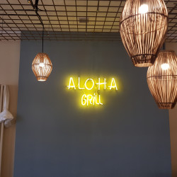 ALOHA GRIL | Neonová reklama - Neon na fasádě