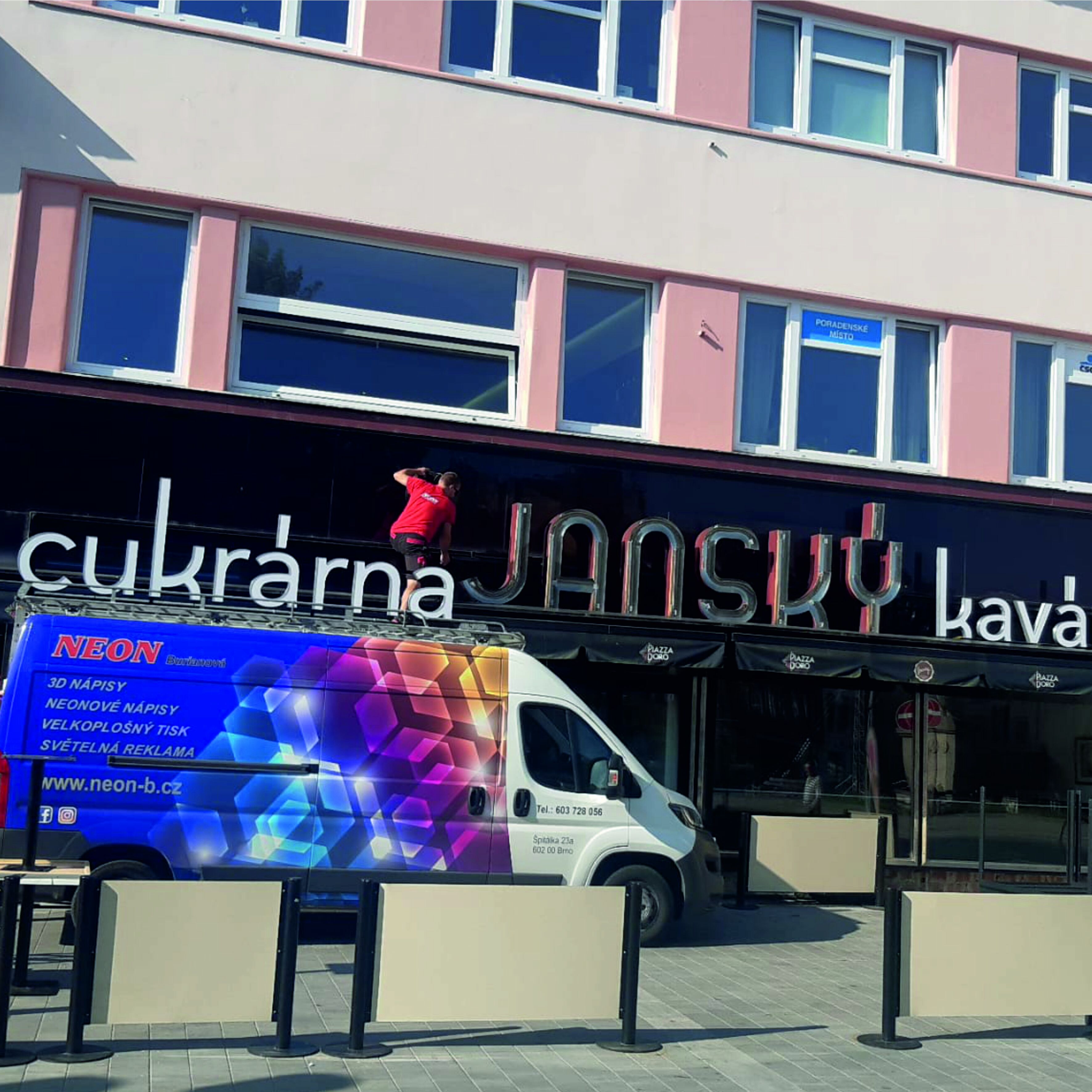 kavárna JÁNSKÝ cukrárna | Jánský