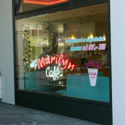 Marilyn café neon | Neonová reklama - Neon na plexiskle