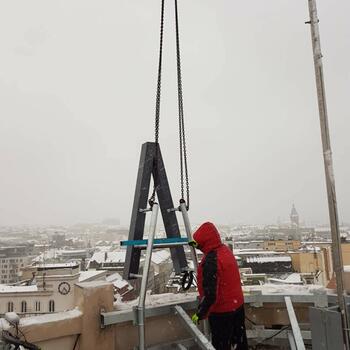 Reference: Neonové osvětlení Paláce ARA 