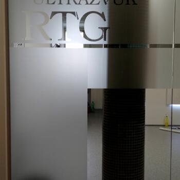 Reference: Polep skel fólií - pískované sklo  Flipper 