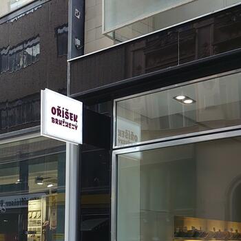 Reference: Výstrč a světelný nápis OŘÍŠEK 