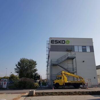 Reference: Nápis na budovu z polystyrenu 