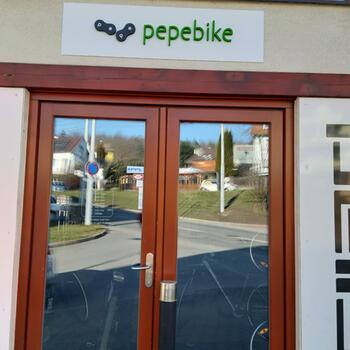 Reference: Polystyrenový nápis PEPEBIKE 