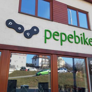 Reference: Polystyrenový nápis PEPEBIKE 