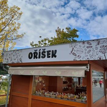 Reference: stánek OŘÍŠEK 