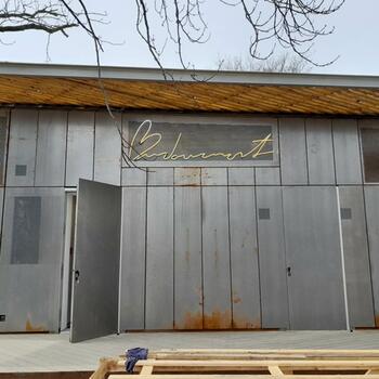 Reference: NEON Budoucnost 