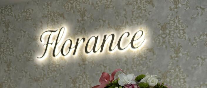 Reference světelný nápis FLORANCE 