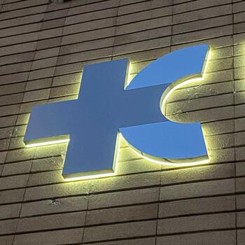 Světelné nápisy IC KLINIKA