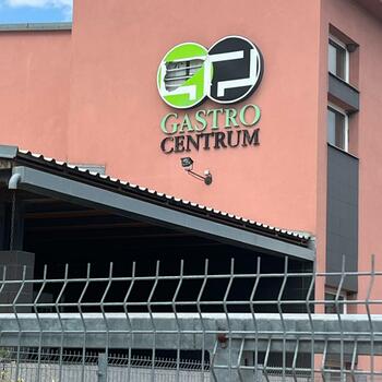 Reference: Oprava loga   GASTRO CENTRUM 