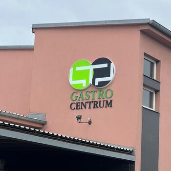 Reference: Oprava loga   GASTRO CENTRUM 