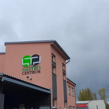 Reference: Oprava loga   GASTRO CENTRUM 