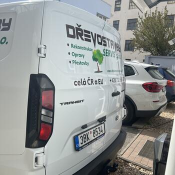 Reference: Polep auta Dřevostavby servis 