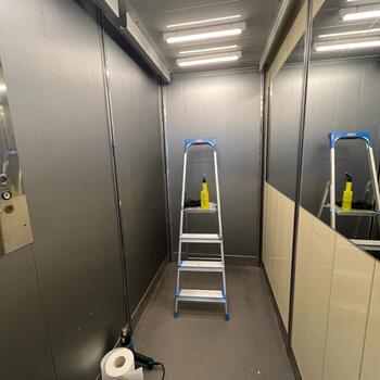 Reference: Polep výtahu 