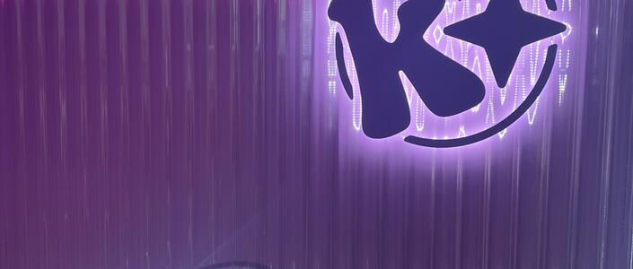 Reference Světelné nápisy a 3D písmo – KS Space 