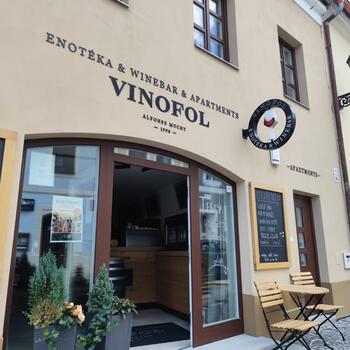 Reference: Originální světelná výstrč, kterou nepřehlédnete 